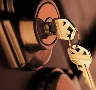 Royal Locksmith Store Menlo Park, CA 650-651-3438 Royal Locksmith Store Menlo Park, CA 650-651-3438 - residential-locksmith-shop